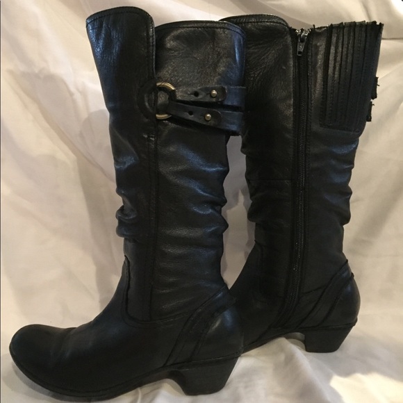 Black leather mid-height boots - Picture 1 of 2